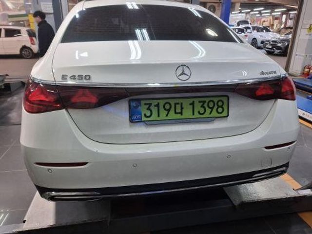 Mercedes-Benz E-Class 2025 — inspection photo 2