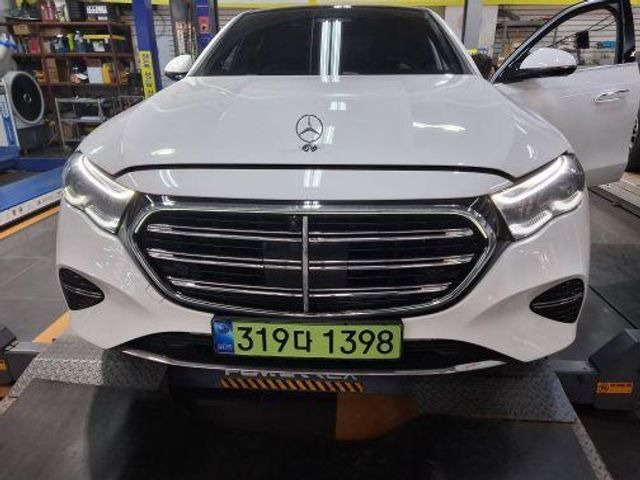 Mercedes-Benz E-Class 2025 — inspection photo 1