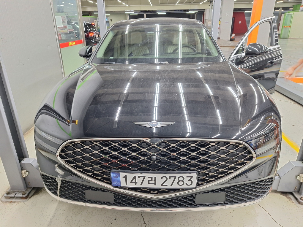 Genesis G90 2022 — inspection photo 1