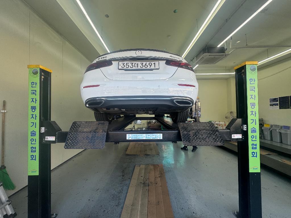 Mercedes-Benz E-Class 2022 — inspection photo 2