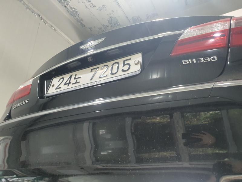 Hyundai Genesis 2012 — inspection photo 2