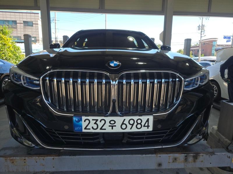 BMW 7-Series 2022 — inspection photo 1