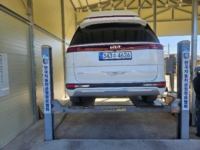 Kia Canival 2023 — inspection photo 2