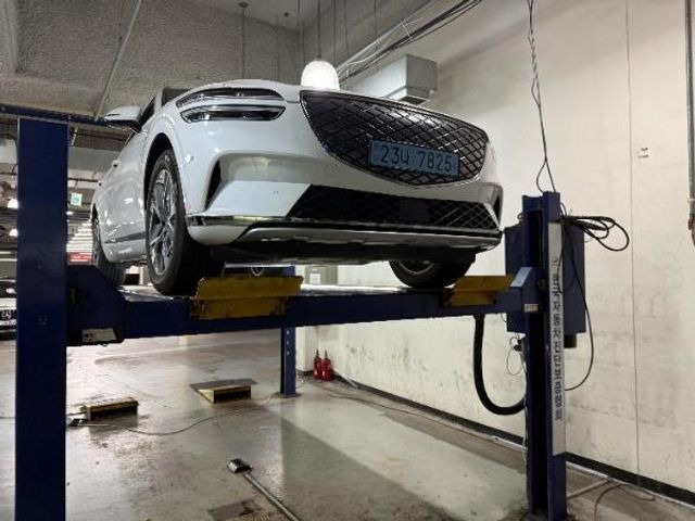 Genesis GV70 2022 — inspection photo 1