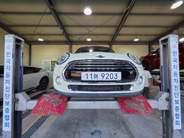 Mini Cooper 2015 — inspection photo 1