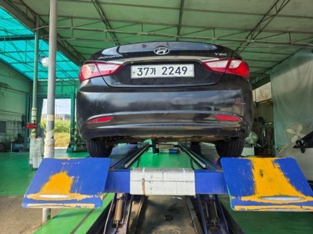 Hyundai Sonata 2011 — inspection photo 2