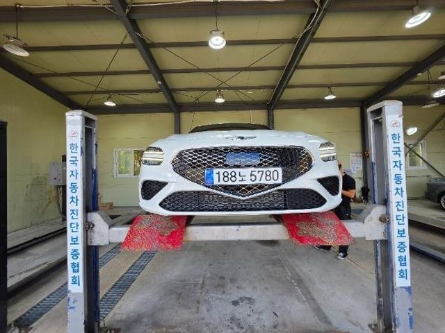 Genesis G70 2023 — inspection photo 1