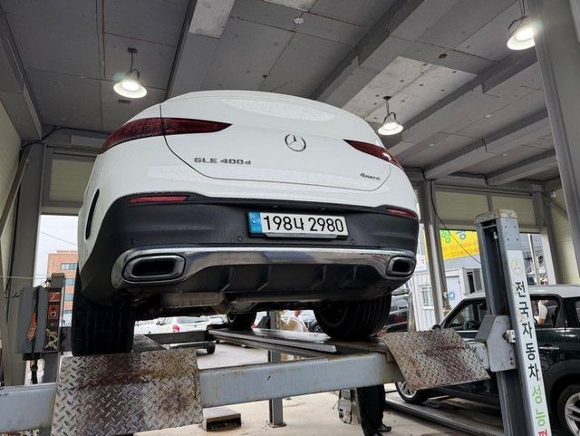 Mercedes-Benz GLE-Class 2023 — inspection photo 2