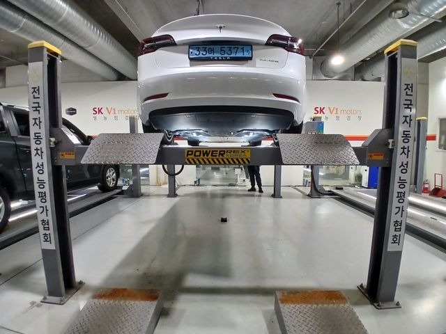 Tesla Model 3 2022 — inspection photo 2