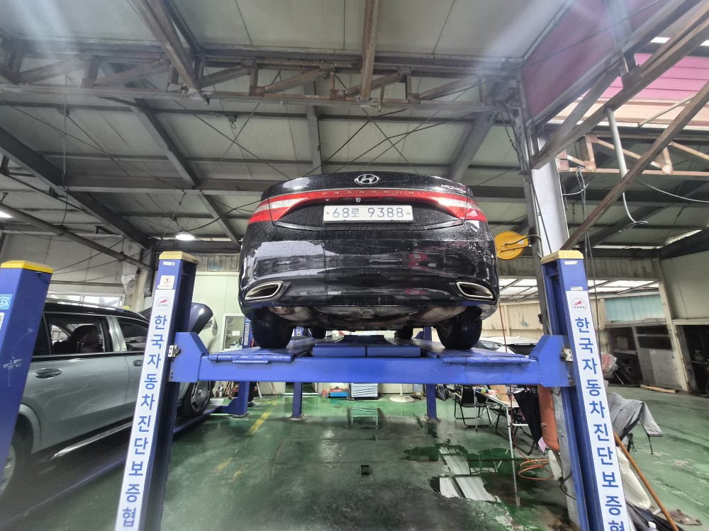 Hyundai Grandeur 2012 — inspection photo 2
