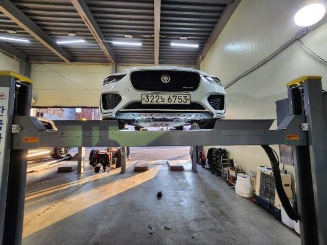 Jaguar XE 2020 — inspection photo 1
