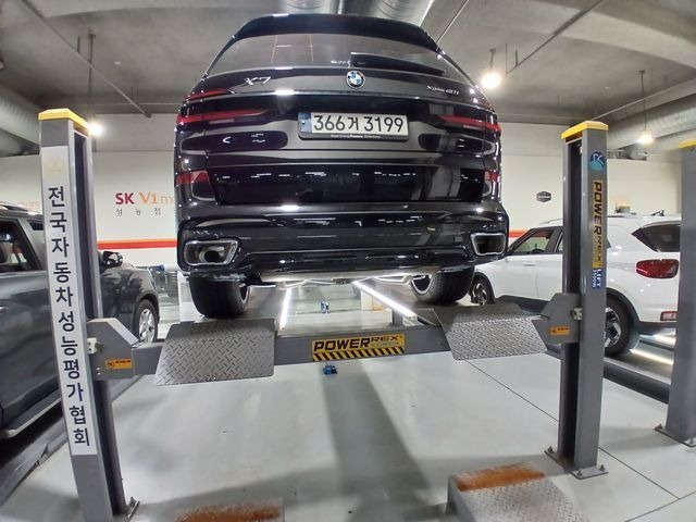 BMW X7 2025 — inspection photo 2