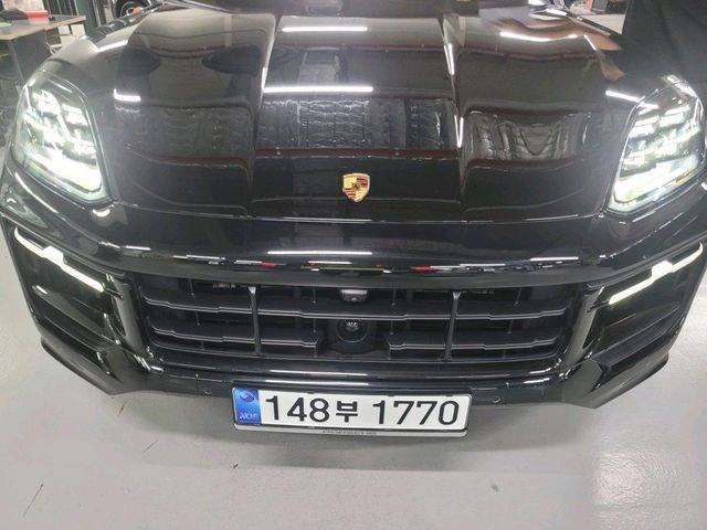 Porsche Cayenne 2025 — inspection photo 1