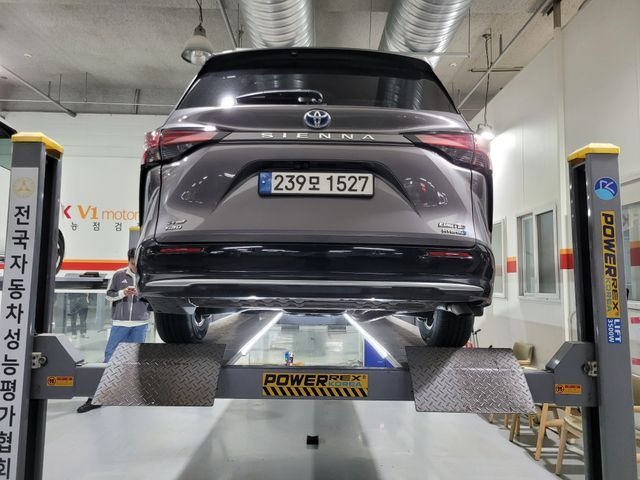 Toyota Sienna 2024 — inspection photo 2