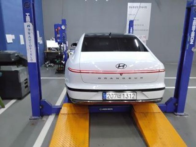Hyundai Grandeur 2023 — inspection photo 2