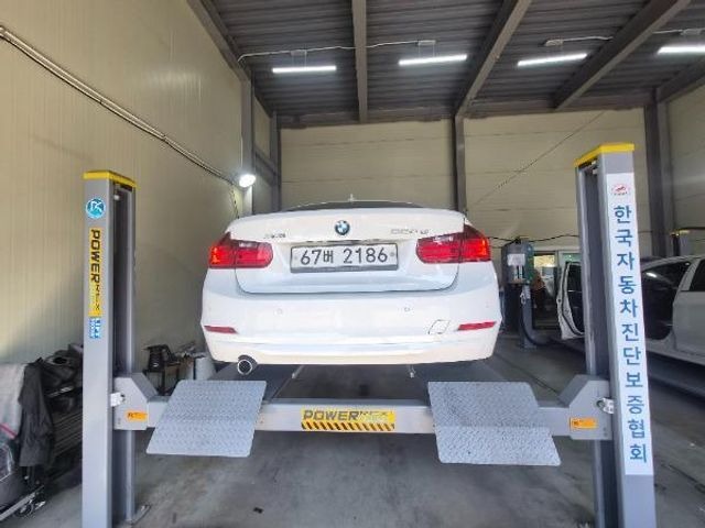 BMW 3-Series 2013 — inspection photo 2