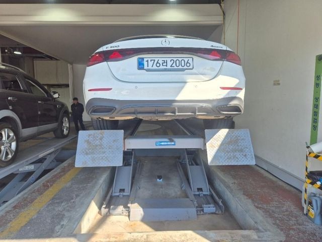 Mercedes-Benz E-Class 2025 — inspection photo 2