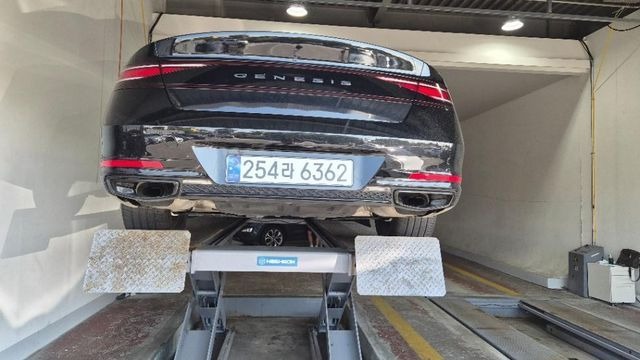 Genesis G90 2025 — inspection photo 2
