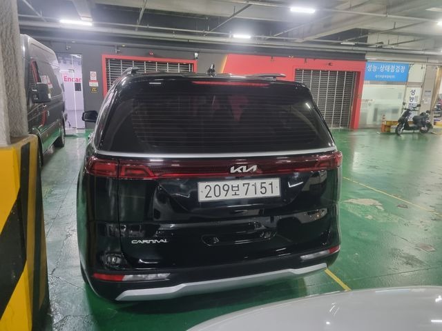 Kia Canival 2023 — inspection photo 2