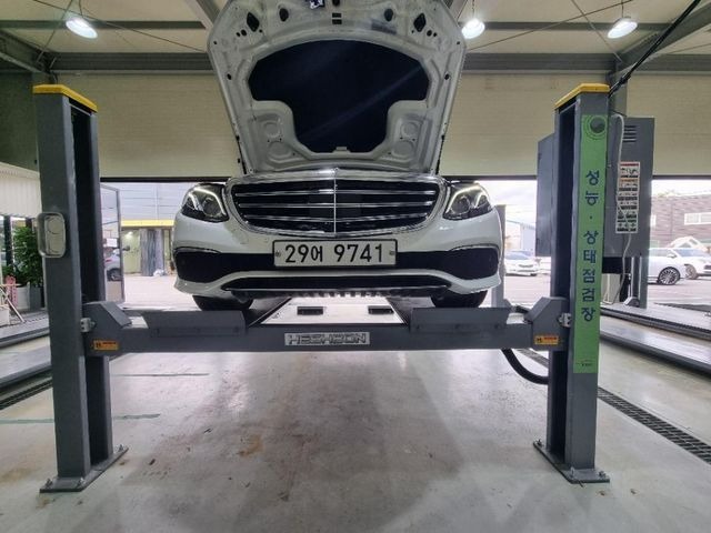 Mercedes-Benz E-Class 2017 — inspection photo 1