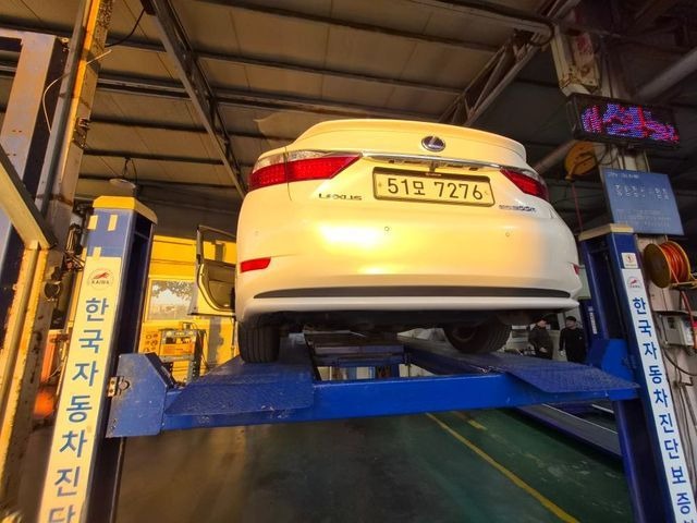 Lexus ES 2014 — inspection photo 2