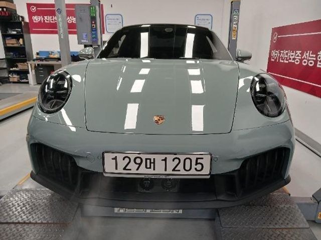 Porsche 911 2025 — inspection photo 1