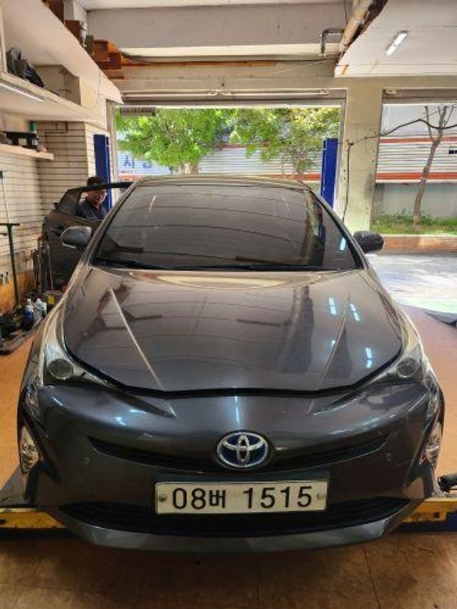 Toyota Prius 2018 — inspection photo 1