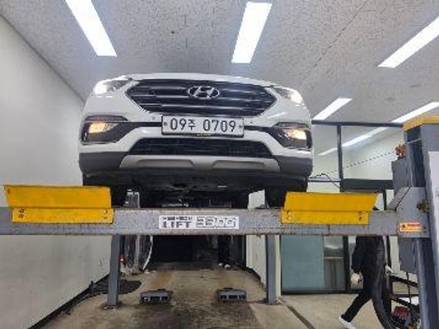 Hyundai Santafe 2016 — inspection photo 1