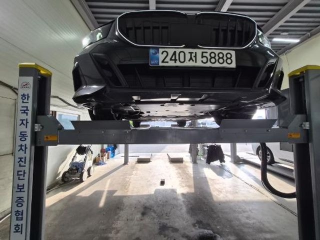 BMW 5-Series 2026 — inspection photo 1