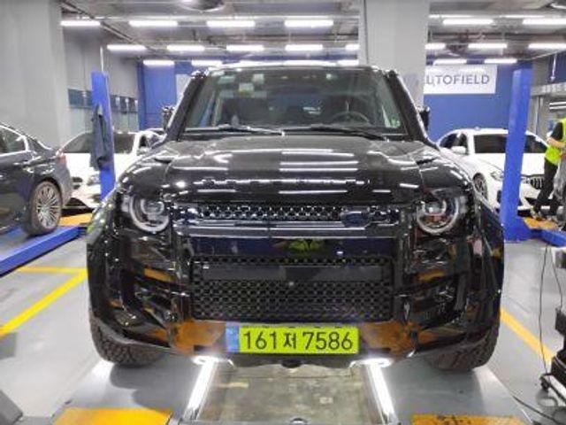 Land Rover Defender 2026 — inspection photo 1