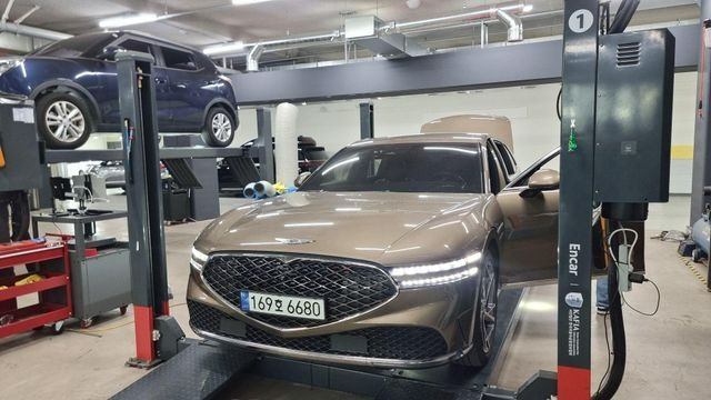 Genesis G90 2022 — inspection photo 1