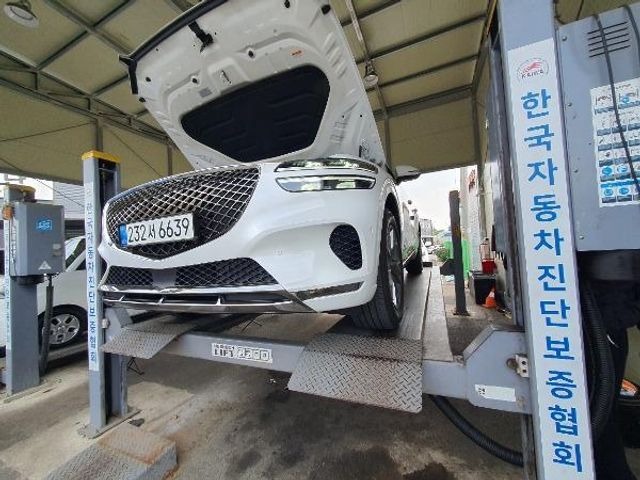 Genesis GV70 2022 — inspection photo 1