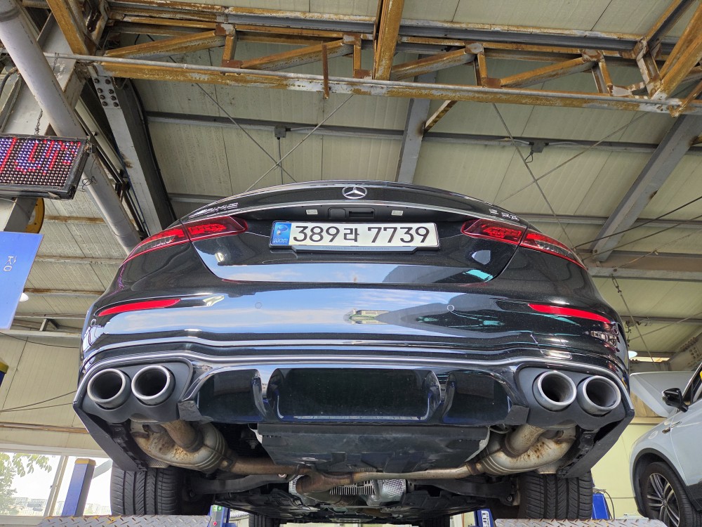 Mercedes-Benz E-Class 2022 — inspection photo 2