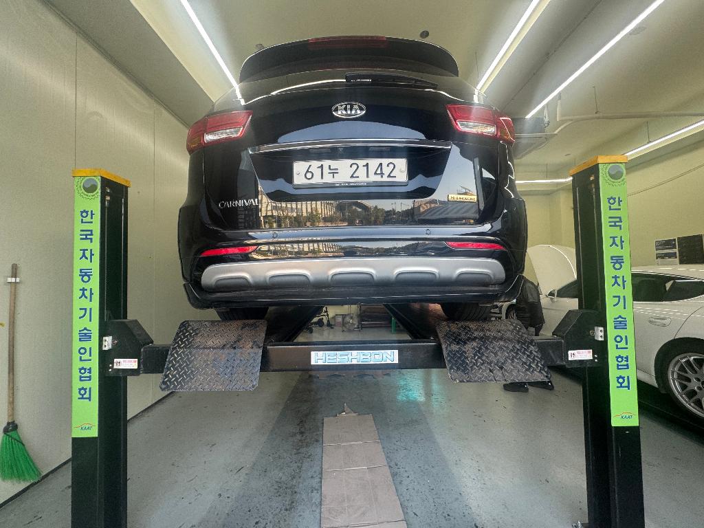 Kia Canival 2018 — inspection photo 2