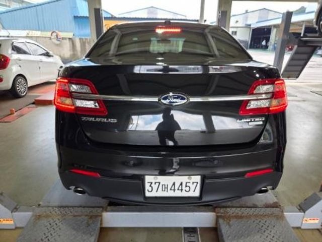 Ford Taurus 2014 — inspection photo 2