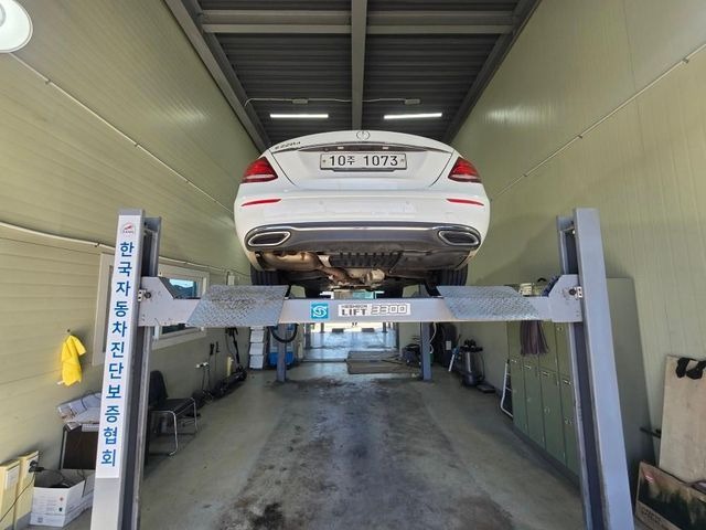 Mercedes-Benz E-Class 2017 — inspection photo 2
