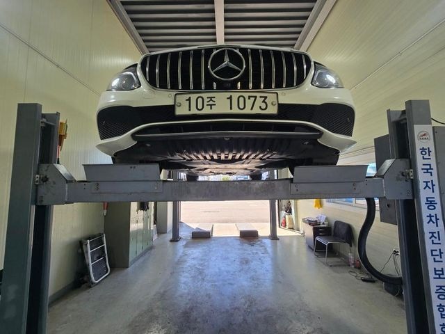 Mercedes-Benz E-Class 2017 — inspection photo 1