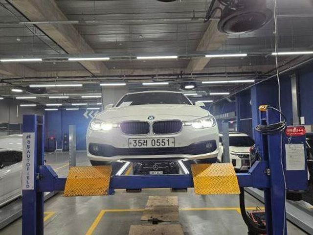 BMW 3-Series 2016 — inspection photo 1