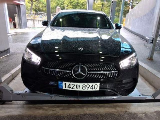 Mercedes-Benz E-Class 2023 — inspection photo 1