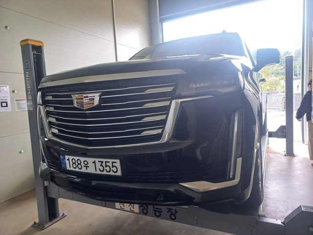 Cadillac Escalade 2024 — inspection photo 1