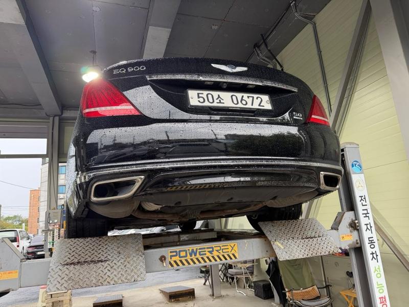 Genesis EQ900 2016 — inspection photo 2