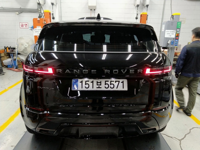 Land Rover Range Rover Evoque 2025 — inspection photo 2