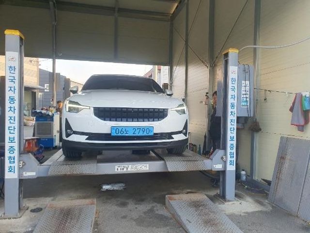 Polestar Polestar 2 2022 — inspection photo 1