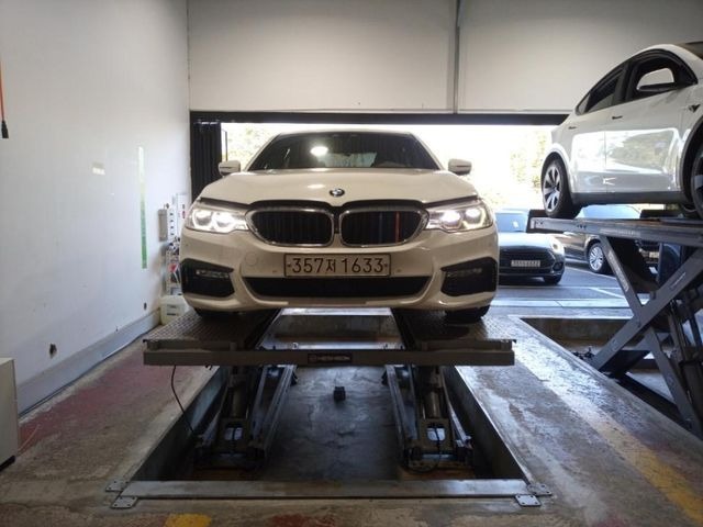 BMW 5-Series 2017 — inspection photo 1