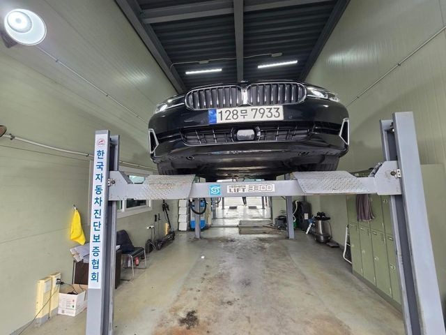 BMW 5-Series 2023 — inspection photo 1