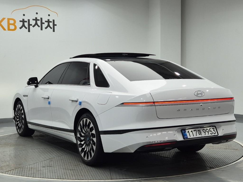 Hyundai Grandeur 2027 — inspection photo 2
