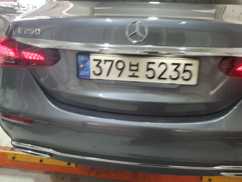 Mercedes-Benz E-Class 2022 — inspection photo 2