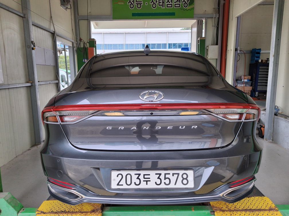 Hyundai Grandeur 2023 — inspection photo 2