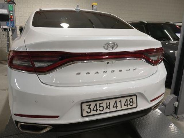 Hyundai Grandeur 2018 — inspection photo 2