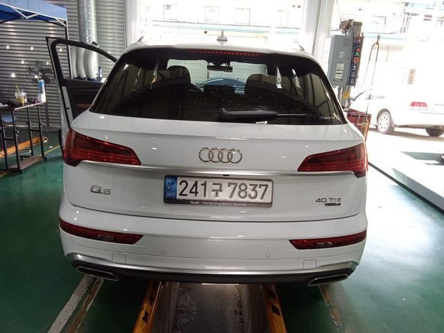 Audi Q5 2023 — inspection photo 2